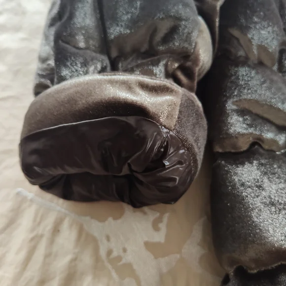 Herno Down/ Feather Fill, Ladies  Shimmering Tan/Silver Puffer Jacket/ Size 40. - Picture 10 of 17